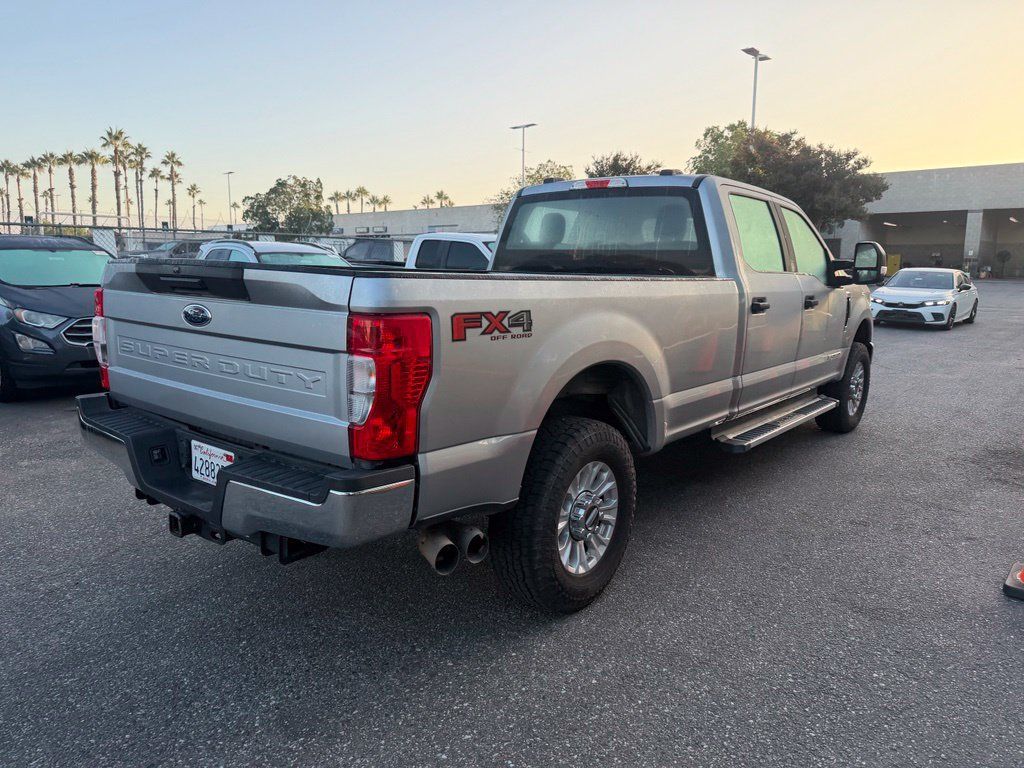 Used 2022 Ford F250 XL w/ STX Appearance Package AWD/4WD image 3