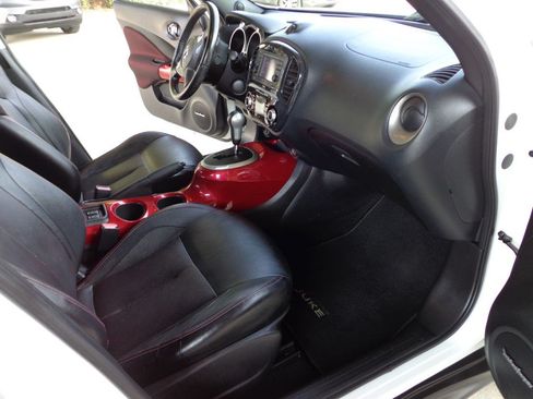 Used 2013 Nissan Juke SL w/ Chrome Pkg AWD/4WD image 18