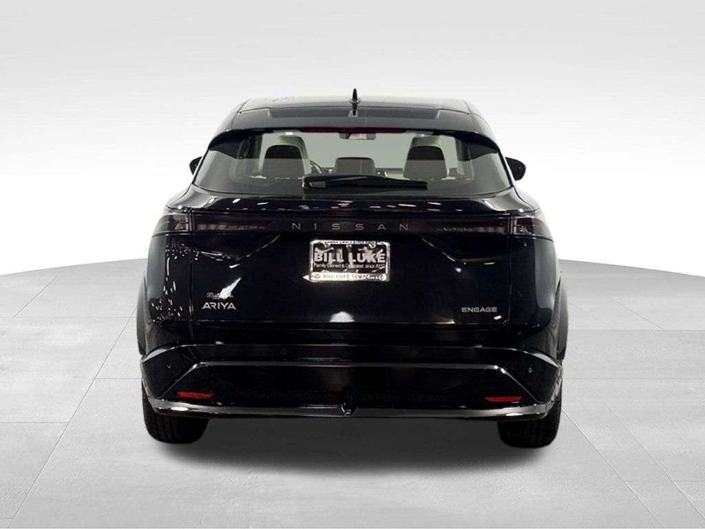 Used 2023 Nissan Ariya FWD image 8