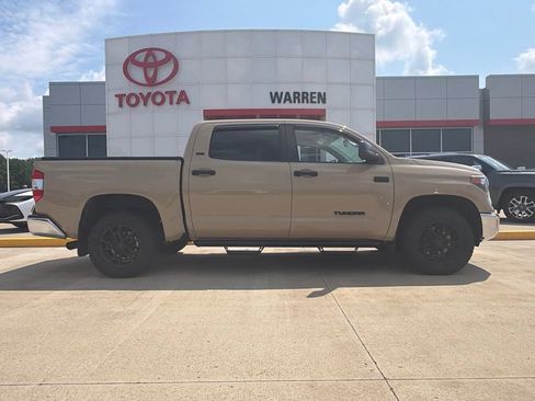 Used 2020 Toyota Tundra SR5 w/ TRD 18" Wheel Package AWD/4WD image 3