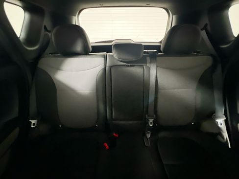 Used 2018 Kia Soul + FWD image 31