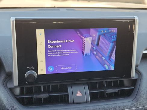 Used 2025 Toyota RAV4 LE image 24