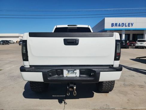 Used 2008 Chevrolet Silverado 2500 LT w/ 2LT Convenience Package RWD image 5