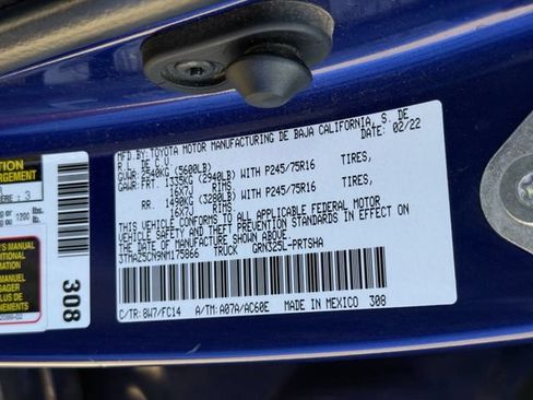 Used 2022 Toyota Tacoma SR5 RWD image 34