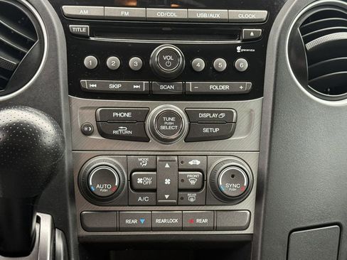 Used 2015 Honda Pilot LX image 17