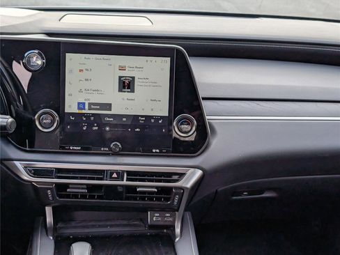 Certified 2023 Lexus RX 350 Premium w/ Accessory Package image 18