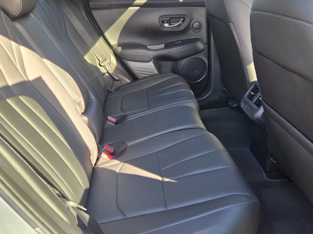 Certified 2025 Acura ADX FWD image 15