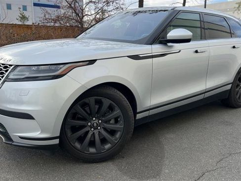 Used 2018 Land Rover Range Rover Velar S AWD/4WD image 8
