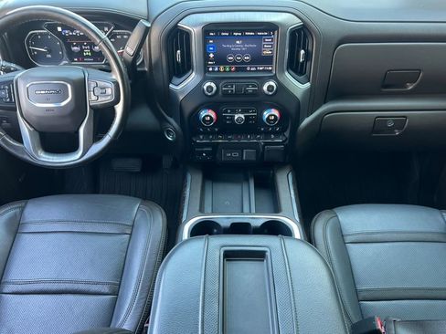 Used 2020 GMC Sierra 2500 Denali w/ Denali Ultimate Package image 13