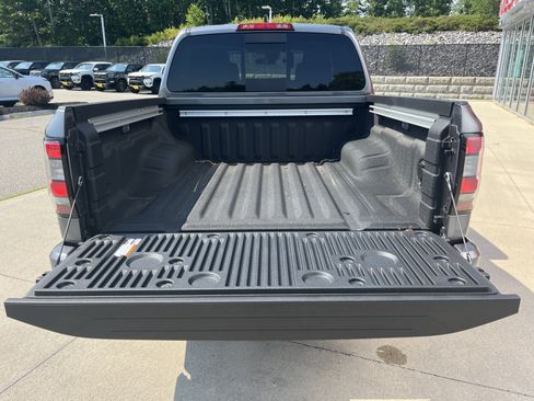 New 2026 Nissan Frontier PRO-4X w/ Pro-4x Convenience Package AWD/4WD image 16