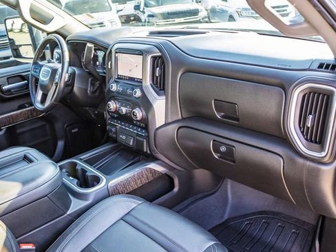 Used 2022 GMC Sierra 2500 Denali w/ Technology Package image 17