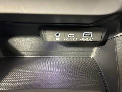 Certified 2025 Subaru Crosstrek 2.0i Premium image 21