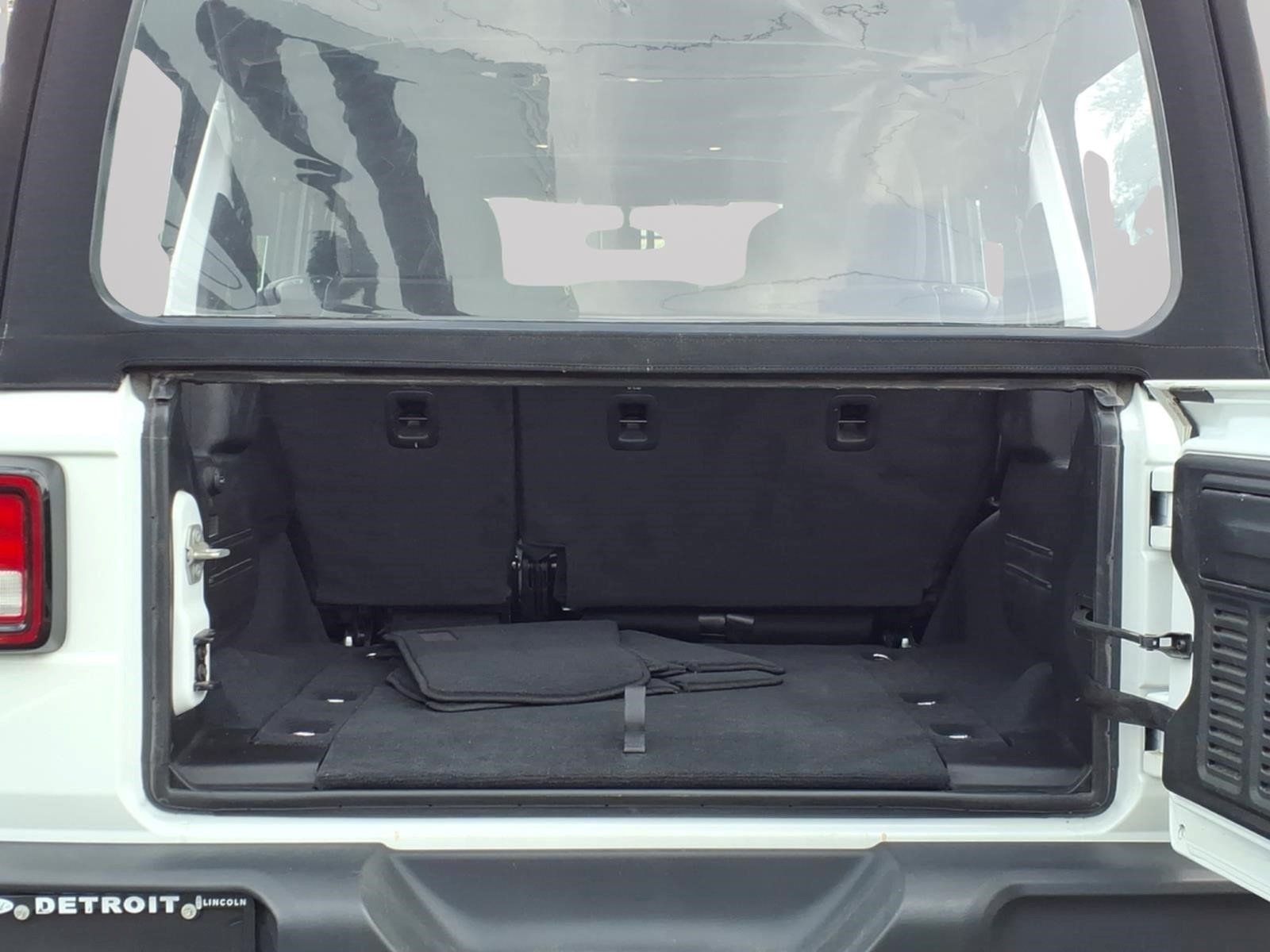 Used 2024 Jeep Wrangler Unlimited Sport AWD/4WD image 8