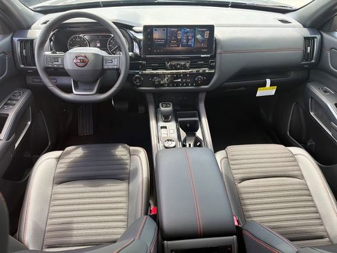 New 2026 Nissan Pathfinder Rock Creek w/ Rock Creek Premium Package AWD/4WD image 14