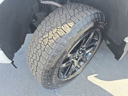 Used 2026 Chevrolet Silverado 1500 RST w/ RST Select Package image 33