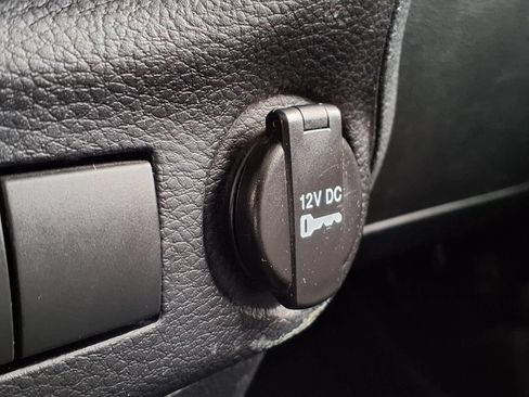 Used 2013 Jeep Wrangler Unlimited Sahara w/ Connectivity Group AWD/4WD image 24