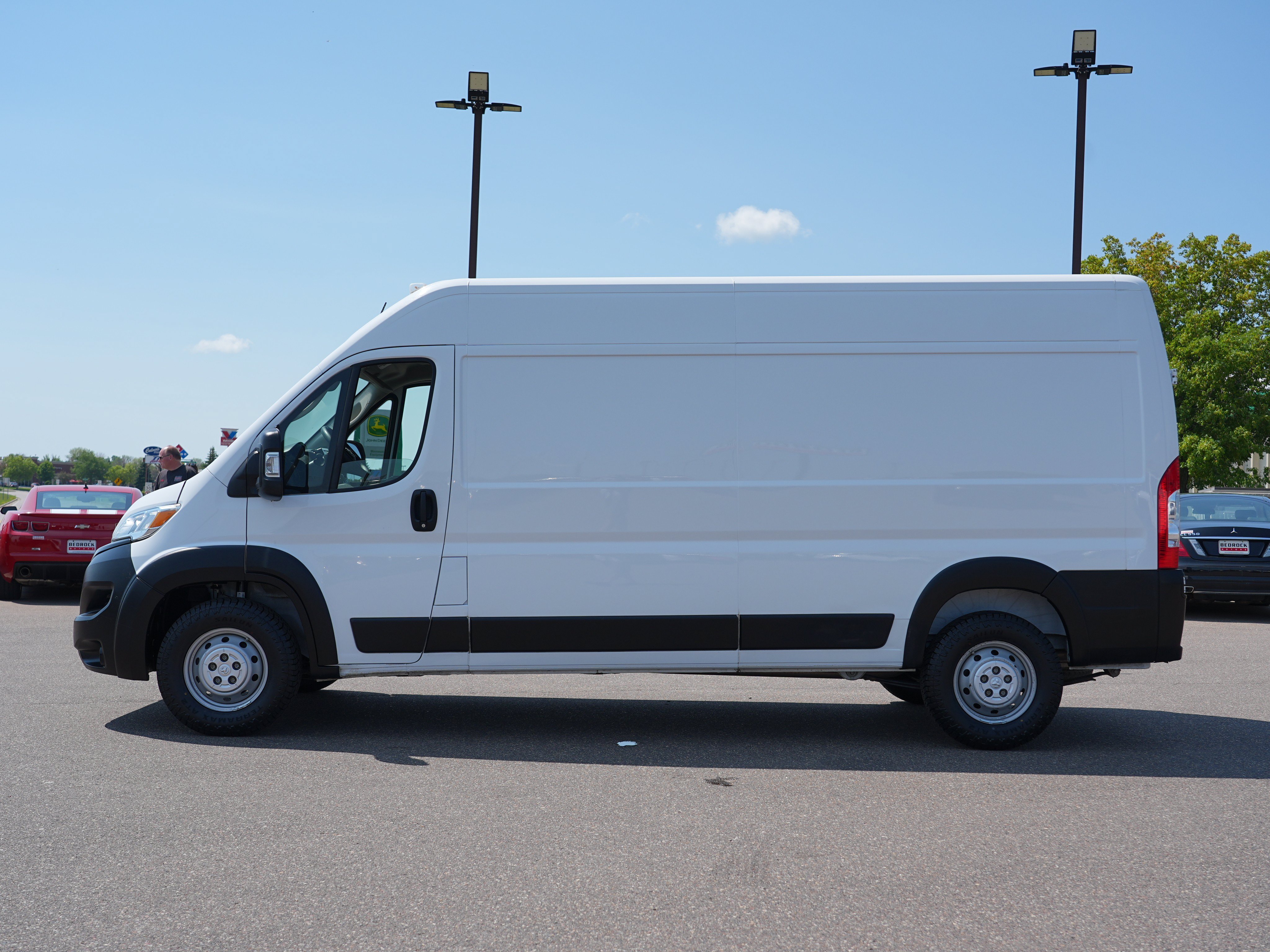 Used 2023 RAM ProMaster 2500 FWD image 6