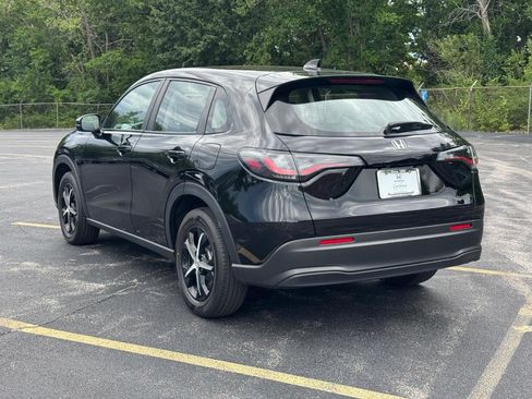 Certified 2025 Honda HR-V LX image 7