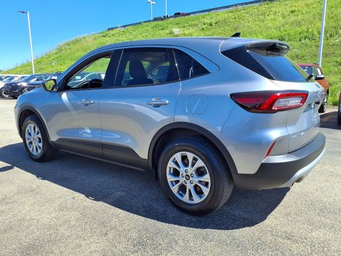 Used 2024 Ford Escape Active AWD/4WD image 4