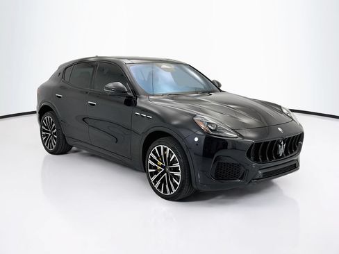 Used 2023 Maserati Grecale Modena AWD/4WD image 3