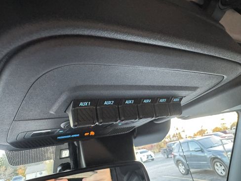 New 2025 Ford Bronco Raptor image 46