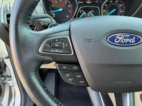 Used 2017 Ford Escape Titanium FWD image 14