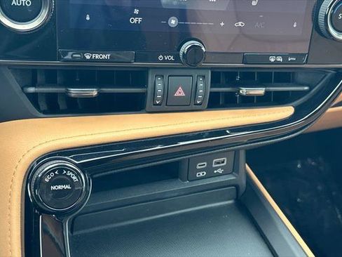 Certified 2024 Lexus NX 250 FWD image 24