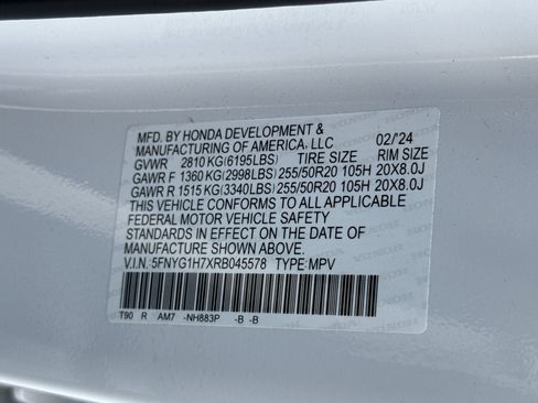 Certified 2024 Honda Pilot Touring image 44