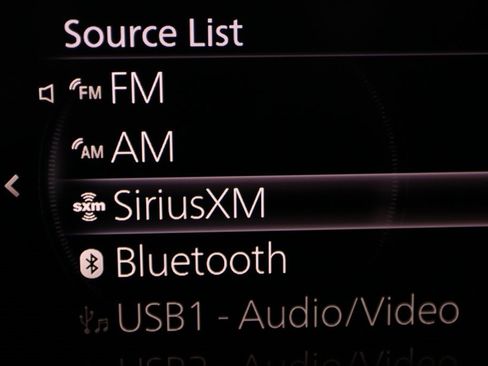 Used 2025 MAZDA CX-70 Plug-In Hybrid w/ Premium Pkg image 31