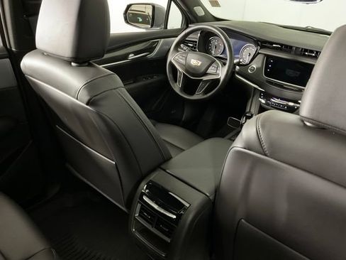 Used 2026 Cadillac XT5 Sportv w/ LPO, Floor Liner Package AWD/4WD image 29