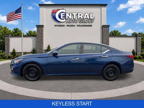 Used 2019 Nissan Altima 2.5 S FWD image 5