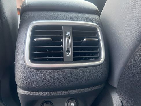 Used 2020 Kia Sorento S AWD/4WD image 29