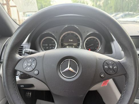 Used 2010 Mercedes-Benz C 300 4MATIC Sedan image 27