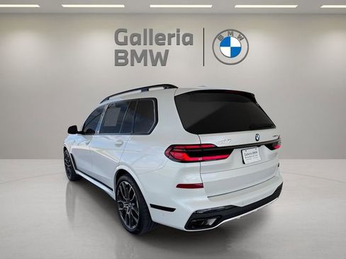 Certified 2025 BMW X7 xDrive40i w/ M Sport Package AWD/4WD image 10
