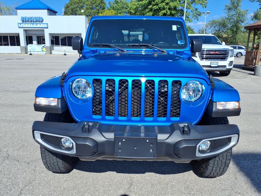 Used 2022 Jeep Gladiator Sport AWD/4WD image 9