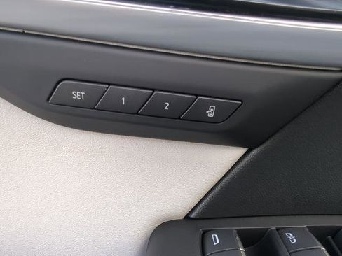 New 2025 Buick Envision Avenir image 33