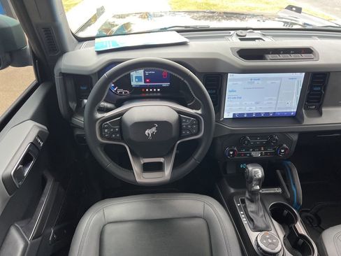 Used 2024 Ford Bronco Black Diamond image 19