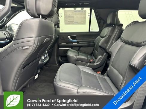 New 2026 Ford Expedition Platinum w/ Stealth Performance Package image 7