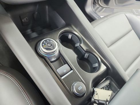 New 2026 Ford Explorer Active RWD image 26