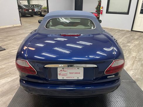 Used 2003 Jaguar XK8 Convertible image 17