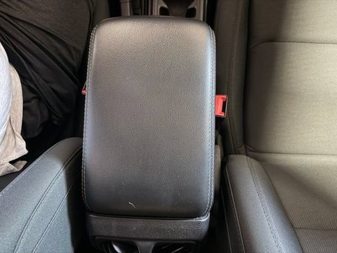 Used 2020 Jeep Wrangler Unlimited Sahara AWD/4WD image 41