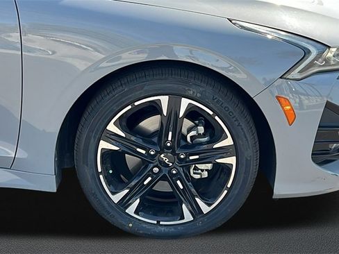 Used 2023 Kia K5 GT-Line w/ GT-Line Premium Package image 6