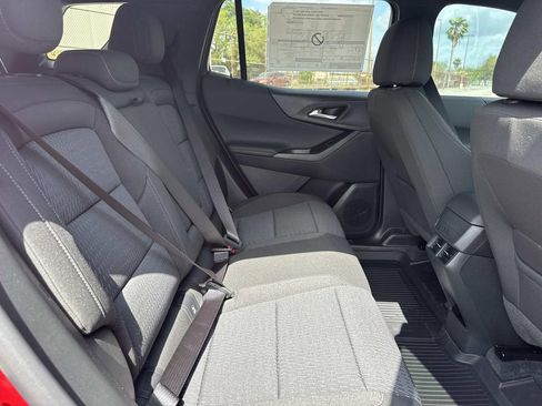 New 2026 Chevrolet Equinox LT image 9