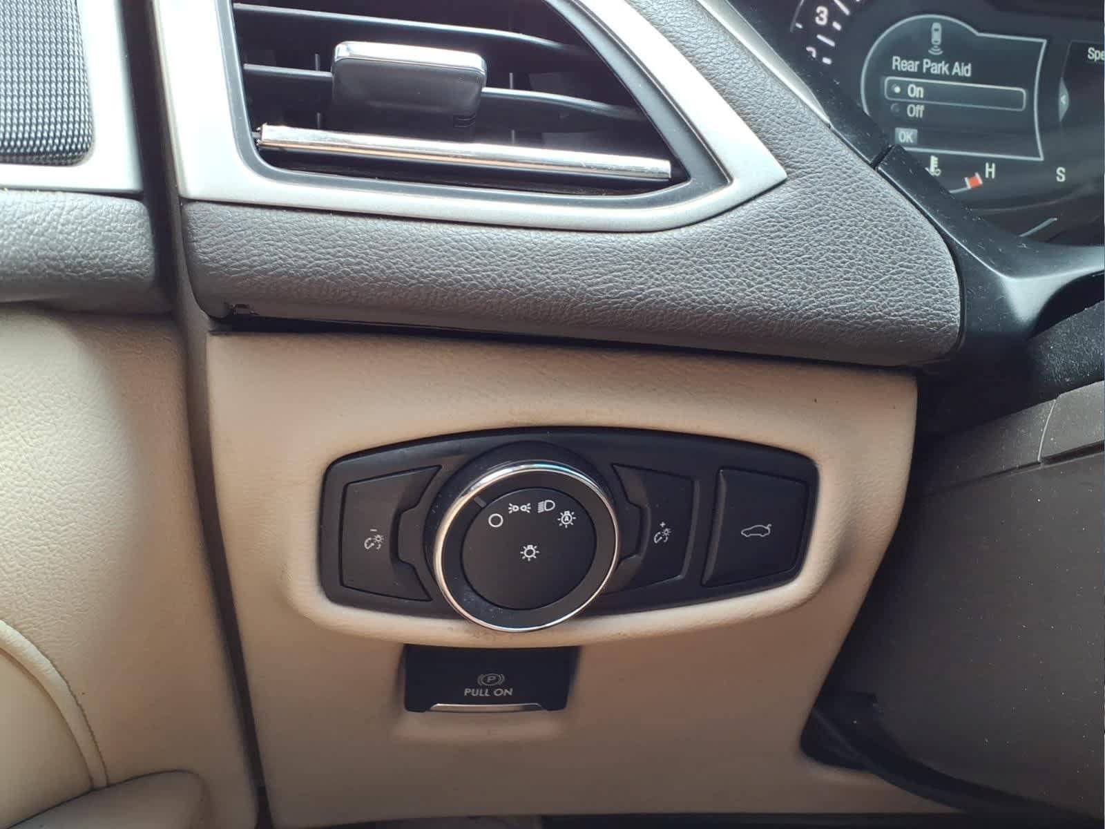 Used 2017 Lincoln MKZ Premiere FWD image 24