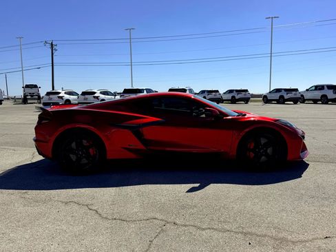 Used 2025 Chevrolet Corvette E-Ray w/ Stealth Interior Trim Package image 6