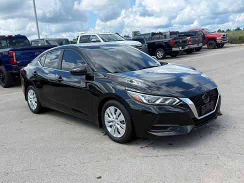 Used 2021 Nissan Sentra S FWD image 2