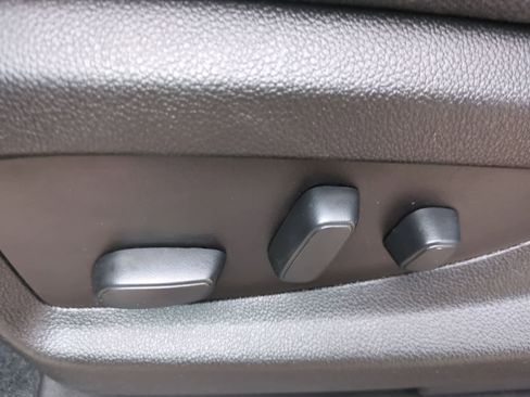 Used 2018 Chevrolet Tahoe LS w/ Max Trailering Package AWD/4WD image 17