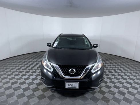 Used 2018 Nissan Murano SV image 3
