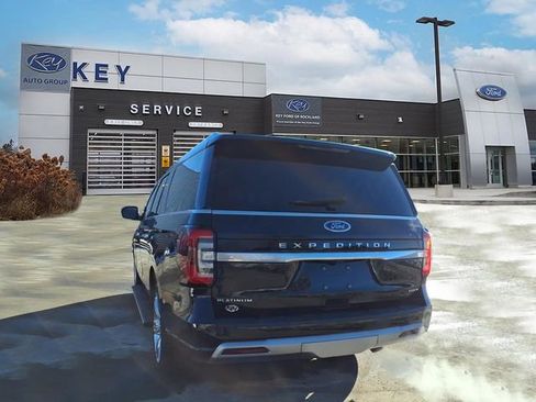 Used 2023 Ford Expedition Max Platinum AWD/4WD image 6