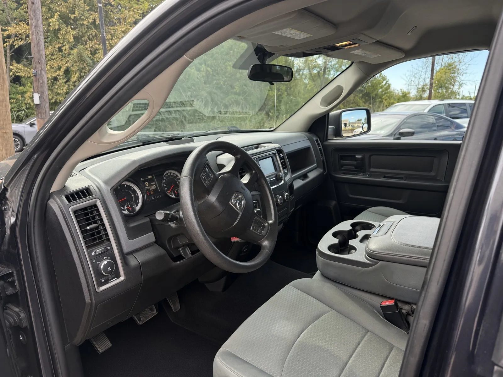 Used 2019 RAM 1500 Express AWD/4WD image 9
